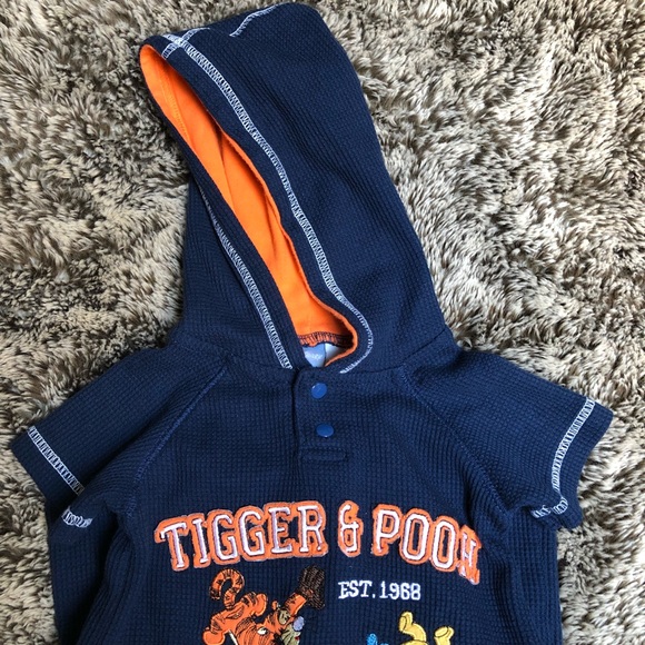 Size 3-6 month one piece - Picture 3 of 4